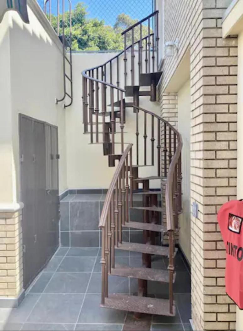 ホテル Casa Asturias エンセナダ エクステリア 写真